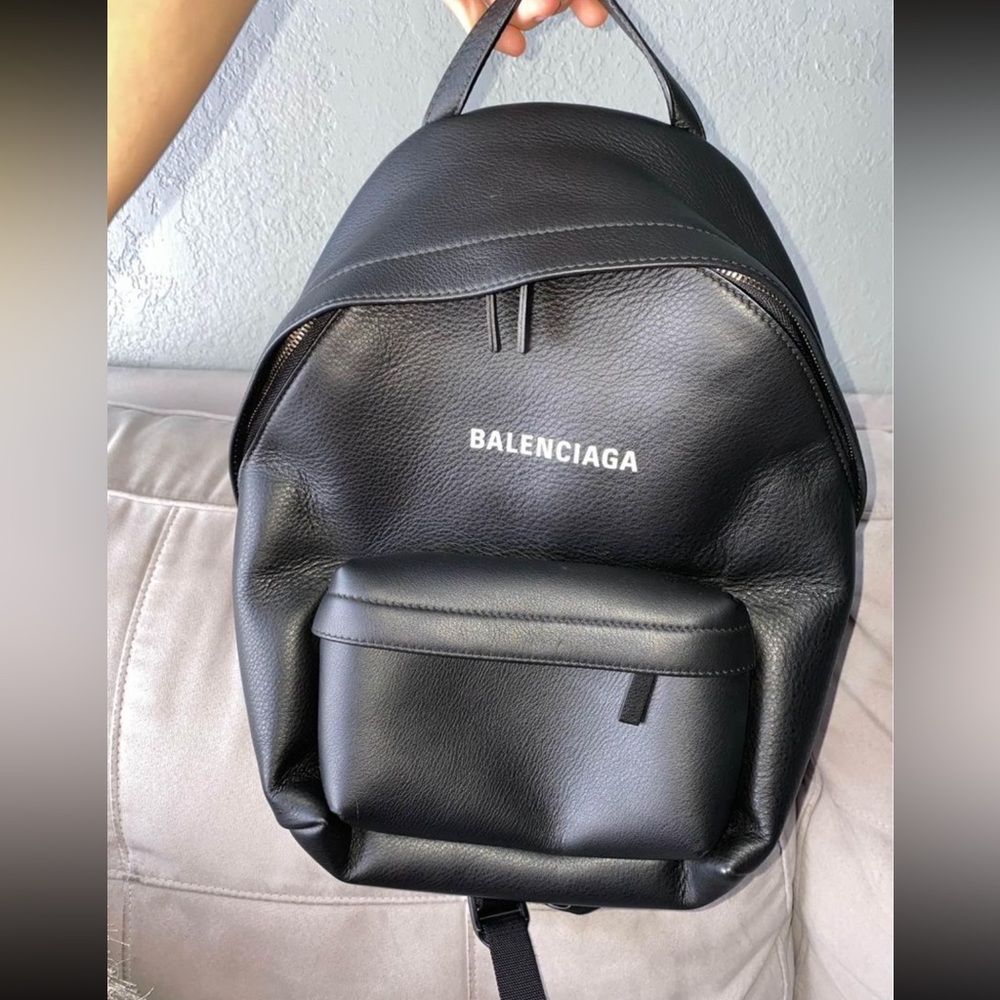 Balenciaga Backpack - Picture 2 of 4